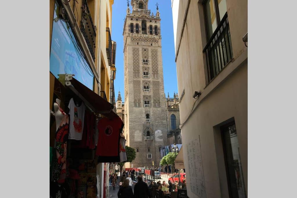 1 Minute From Cathedral. Feel The Heart Of Appartement