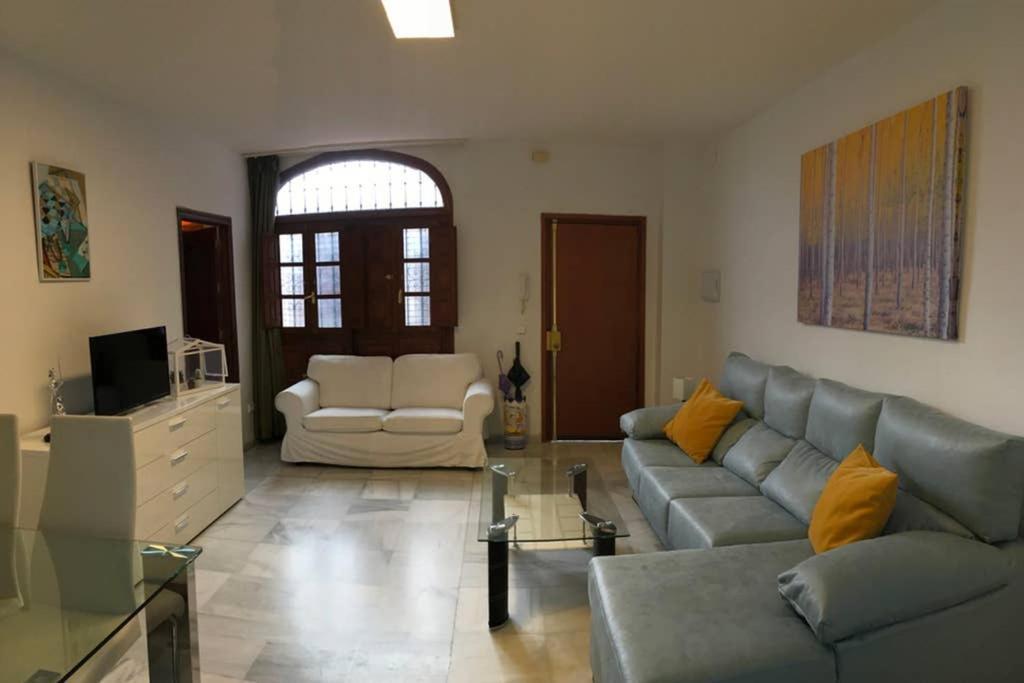 Appartement 1 Minute From Cathedral. Feel The Heart Of *