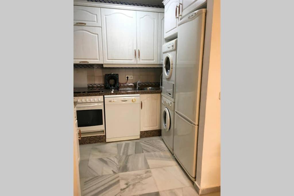 Appartement 1 Minute From Cathedral. Feel The Heart Of *